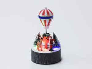 ESCENARIO CON GLOBO ROJO 17CM MOVIMIENTO Y LED