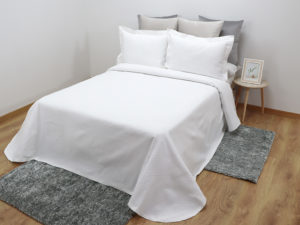 COLCHA FAVO BLANCA