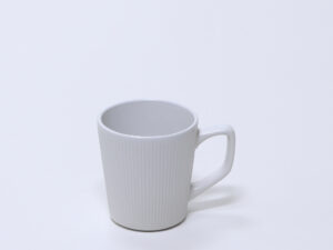 TAZA DESAYUNO BLANCA RAYAS 420ML