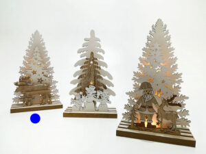 FIG MADERA ARBOL/RENO C/LED 19CM