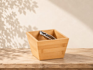 CAJA BAMBU CON CASCANUECES 16CM