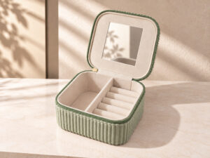JOYERO MINI RECTANGULAR TERCIOPELO VERDE